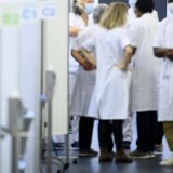 L'un des éléments du plan du canton de Vaud pour lutter contre la pénurie du personnel de santé est d'améliorer les conditions de travail dans la branche (photo prétexte). KEYSTONE/LAURENT GILLIERON